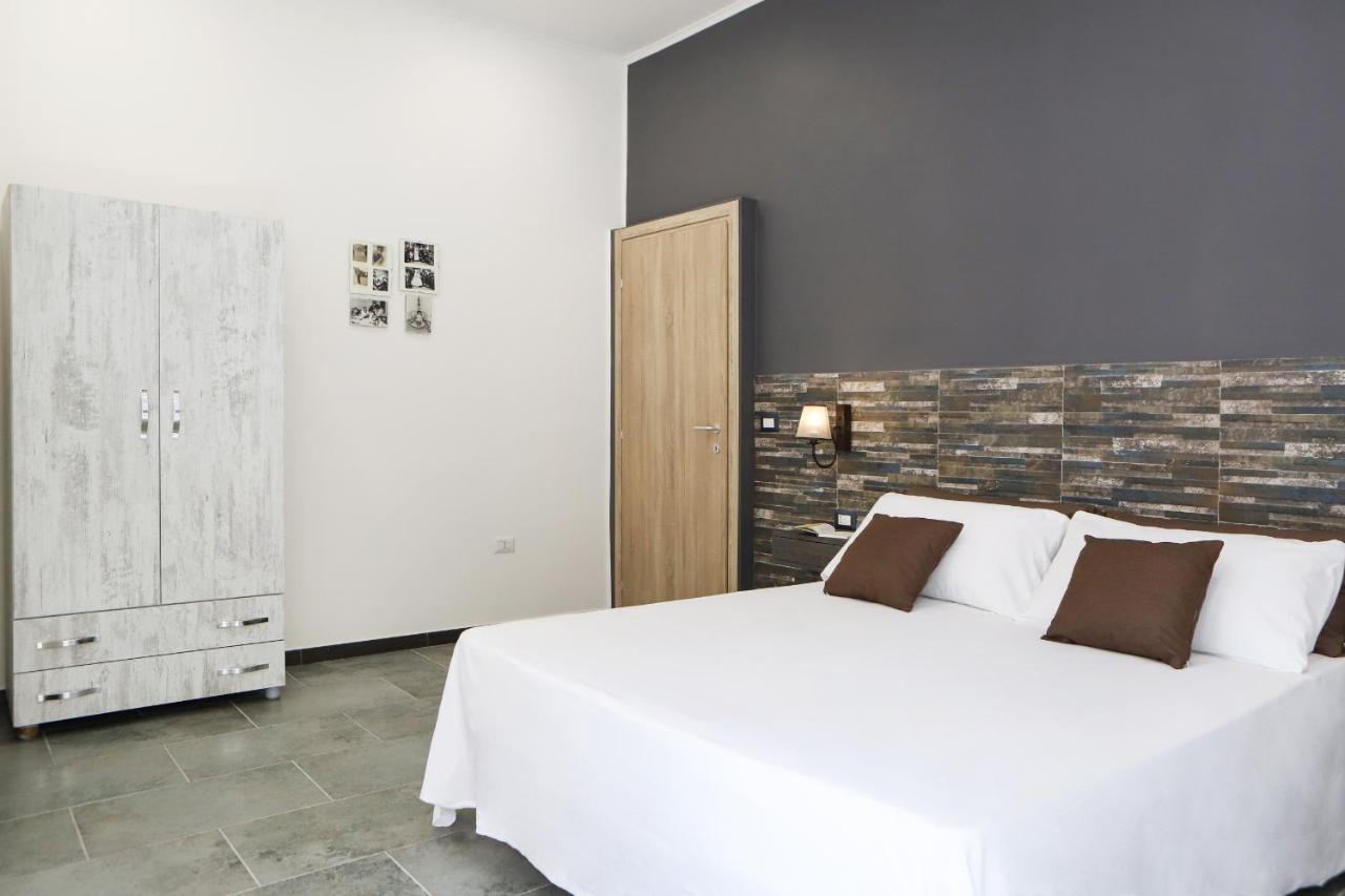 Gelso Apartments And Studio By Wonderful Italy Napoli Bagian luar foto